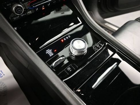Used 2021 Jeep Grand Cherokee L Overland w/ Luxury Tech Group IV AWD/4WD image 36