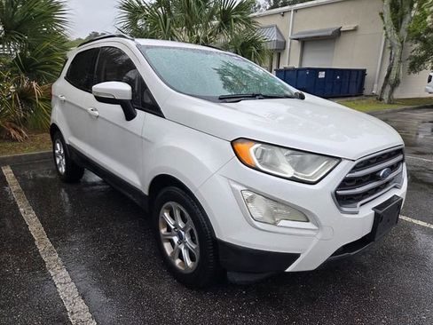 Used 2018 Ford EcoSport SE image 2
