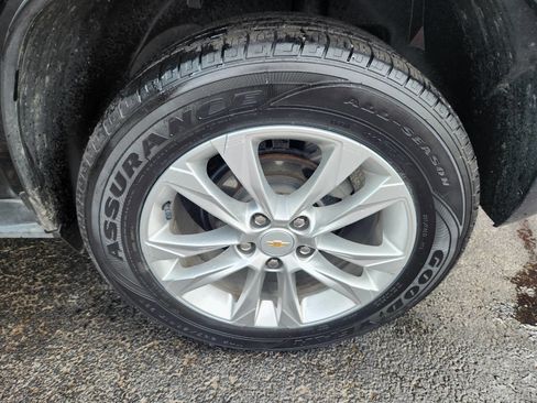 Used 2023 Chevrolet TrailBlazer LS AWD/4WD image 9