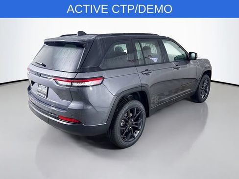 New 2025 Jeep Grand Cherokee Limited AWD/4WD image 7