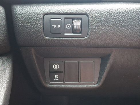 Used 2019 Honda Accord LX image 22
