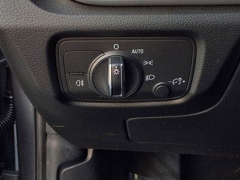 Used 2016 Audi A3 e-tron Premium w/ Audi MMI Navigation Plus image 11