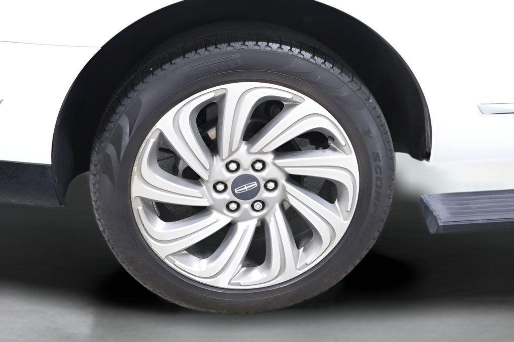 Used 2024 Lincoln Navigator Reserve AWD/4WD image 31