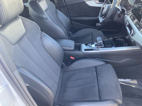 Used 2020 Audi A4 2.0T Prestige w/ Prestige Package image 9