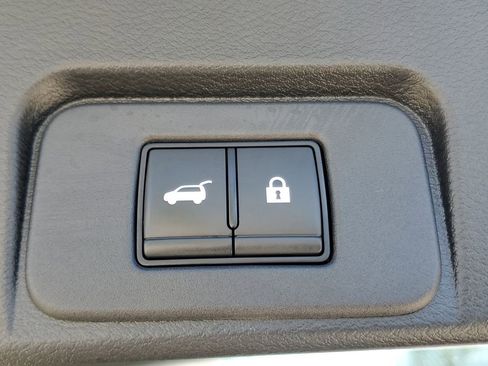 Certified 2023 Nissan Rogue Platinum w/ Platinum Premium Package FWD image 10