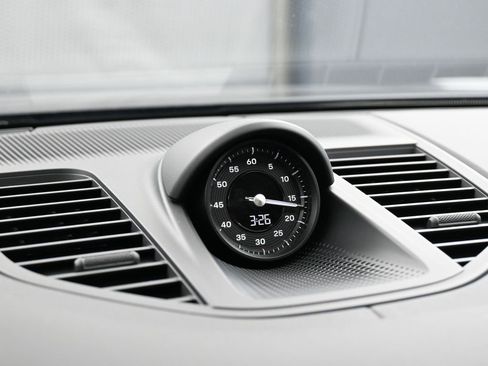 Certified 2024 Porsche Panamera 4 image 20