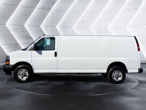 Certified 2023 GMC Savana 2500 Extended w/ Driver Convenience Package RWD image 2