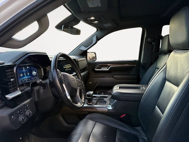 Used 2022 Chevrolet Silverado 1500 RST AWD/4WD image 9