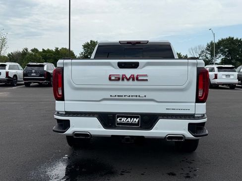 Used 2024 GMC Sierra 1500 Denali w/ Technology Package AWD/4WD image 6