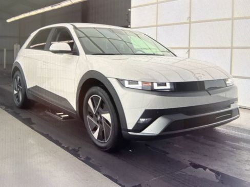 Used 2026 Hyundai Ioniq 5 SEL image 5