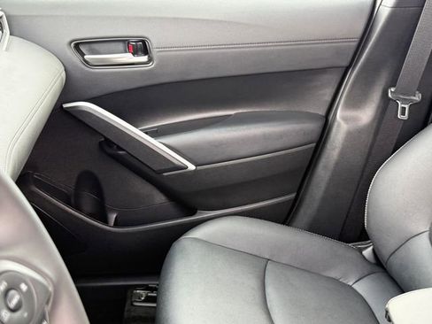 Used 2026 Toyota Corolla Cross XLE w/ Convenience Package image 12