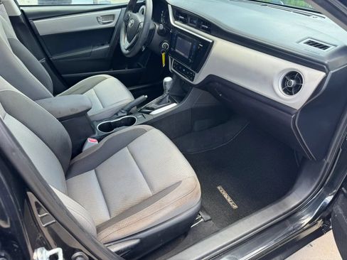 Used 2017 Toyota Corolla L FWD image 24