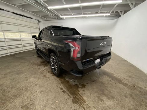 Used 2024 Chevrolet Silverado EV RST image 4