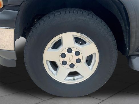 Used 2005 Chevrolet Tahoe LT w/ LT Preferred Equipment Group RWD image 10