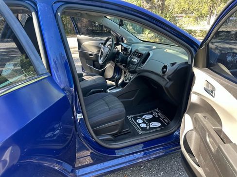 Used 2013 Chevrolet Sonic LT w/ Wheels and Fog Lamp Package image 6