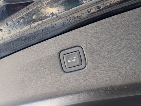 Certified 2022 Chevrolet Blazer Premier image 38