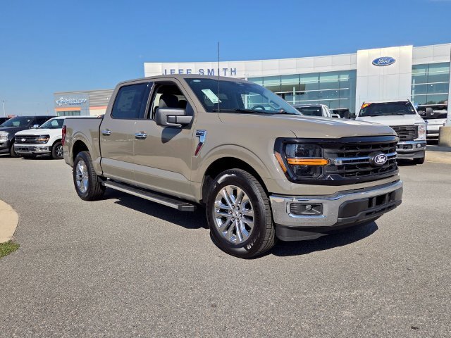 New 2026 Ford F150 XLT w/ XLT Chrome Appearance Package RWD image 28