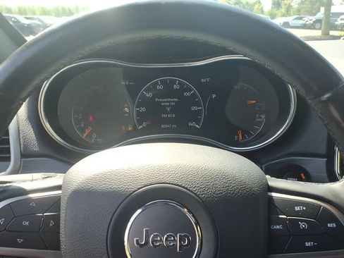 Certified 2021 Jeep Grand Cherokee Limited AWD/4WD image 19