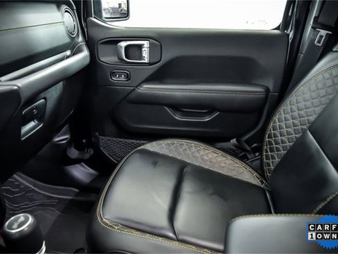 Used 2022 Jeep Wrangler Unlimited Sahara image 26