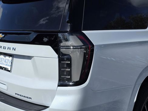New 2026 Chevrolet Suburban Premier image 14