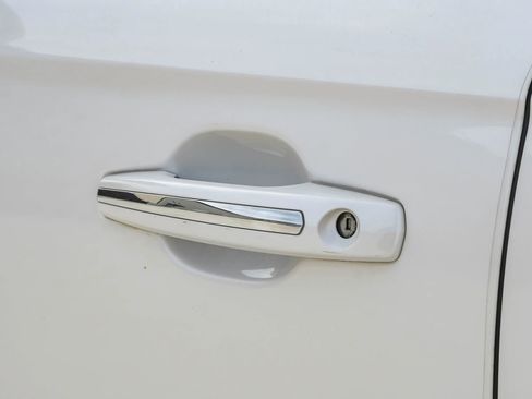 Used 2019 Lincoln Nautilus Reserve image 39