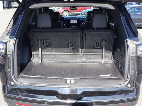 Used 2020 Chevrolet Traverse Premier w/ Redline Edition image 36