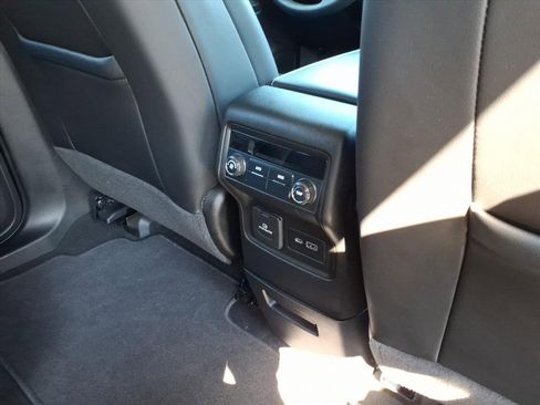 Used 2021 GMC Acadia SLT w/ Trailering Package image 14