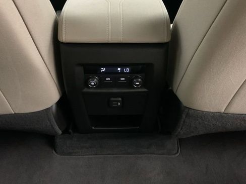 Certified 2022 Chevrolet Traverse LS FWD image 29