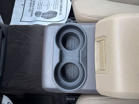 Used 2010 Ford F150 XLT RWD image 33