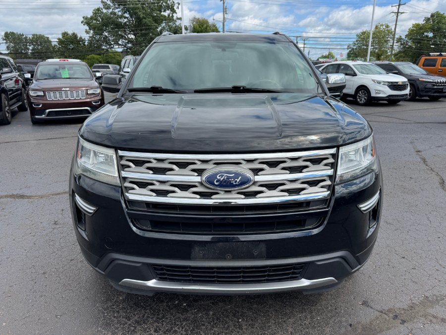 Used 2018 Ford Explorer XLT AWD/4WD image 8