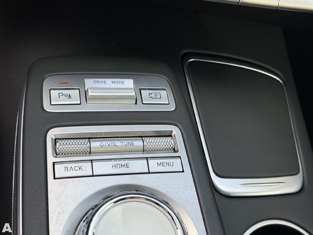 Used 2025 Genesis GV70 2.5T w/ Sport Prestige Package AWD/4WD image 30
