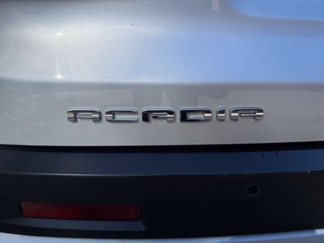 Used 2020 GMC Acadia SLE FWD image 37