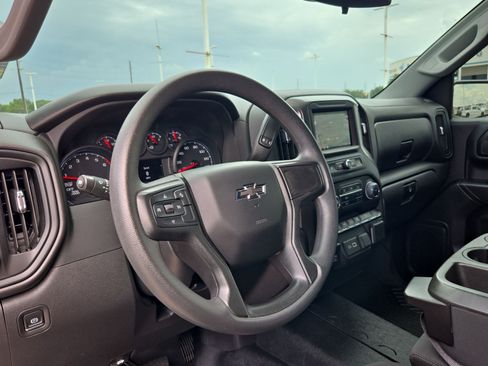Used 2023 Chevrolet Silverado 1500 Custom Trail Boss AWD/4WD image 16