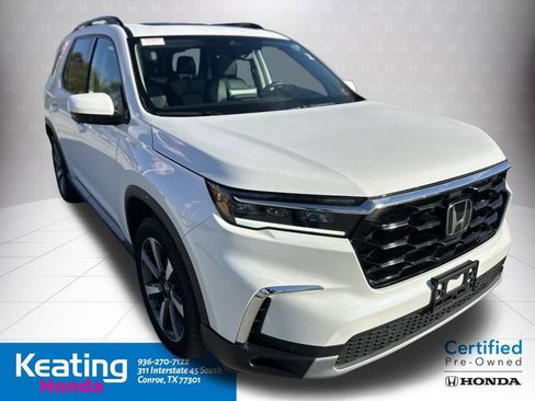 Certified 2023 Honda Pilot Touring image 3