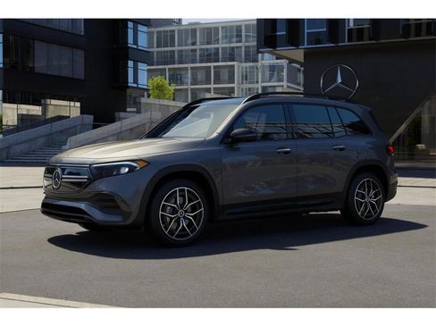 Used 2023 Mercedes-Benz EQB 350 4MATIC SUV image 39