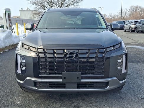 Used 2023 Hyundai Palisade SEL w/ Cargo Package image 2
