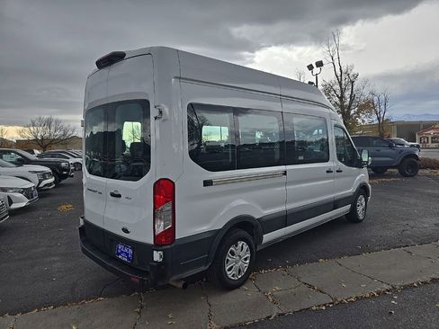 Used 2022 Ford Transit 350 XLT image 5