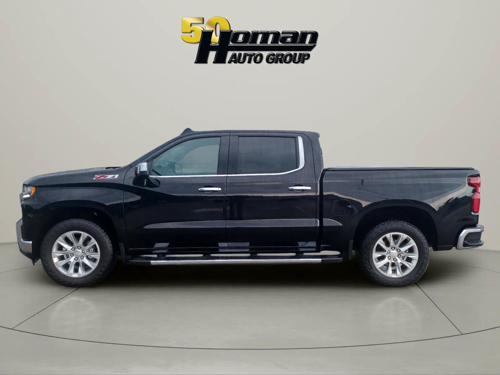 Used 2022 Chevrolet Silverado 1500 LTZ w/ Z71 Off-Road Package AWD/4WD image 2