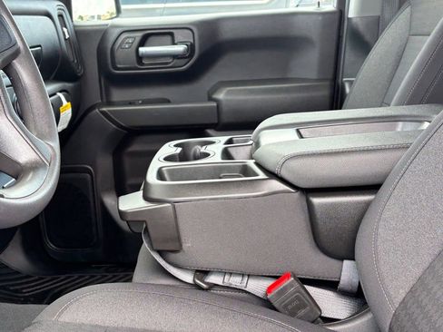 Used 2025 Chevrolet Silverado 1500 Custom RWD image 6