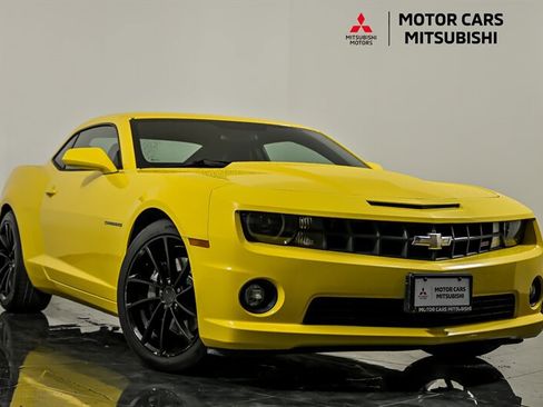 Used 2013 Chevrolet Camaro SS w/ RS Package RWD image 1