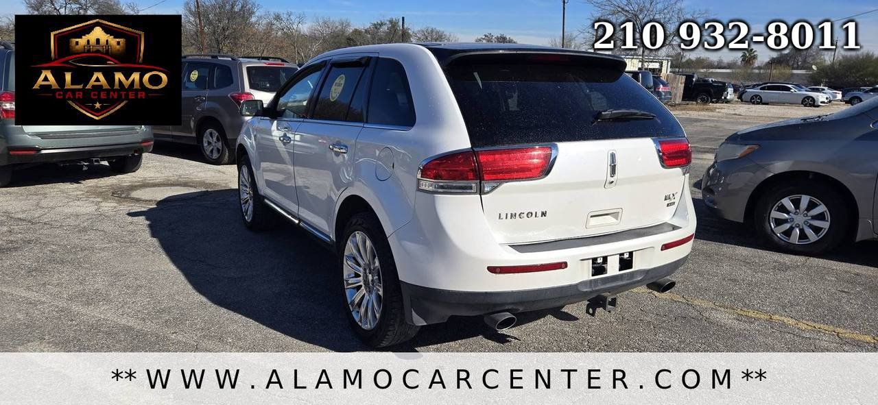 Used 2012 Lincoln MKX AWD image 3