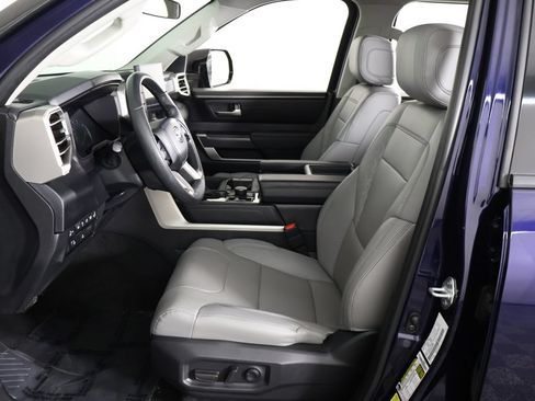 Used 2023 Toyota Tundra SR5 w/ SR5 Premium Package AWD/4WD image 55