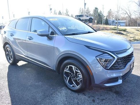 Used 2025 Kia Sportage LX image 10