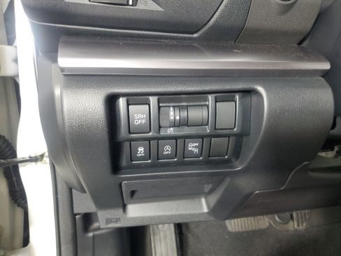 Used 2023 Subaru Crosstrek 2.5i Limited w/ Moonroof Package image 29