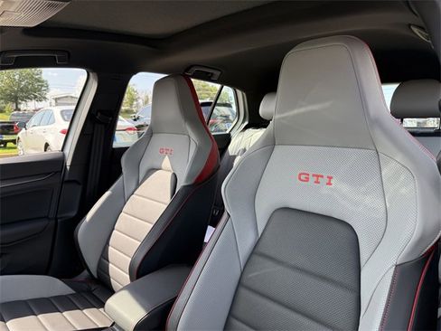 New 2025 Volkswagen GTI SE image 10