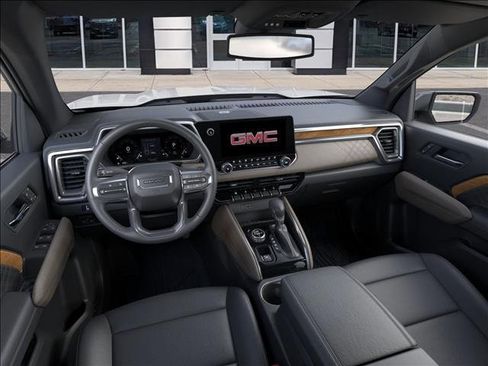 New 2026 GMC Canyon Denali image 15