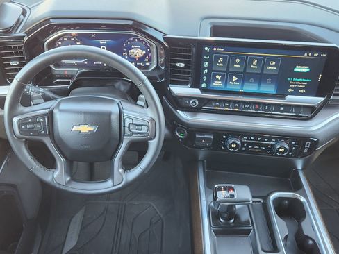 Used 2024 Chevrolet Silverado 1500 High Country w/ High Country Premium Package image 30