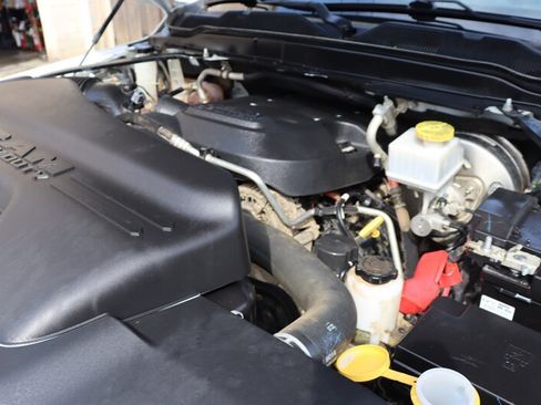Used 2022 RAM 2500 Tradesman AWD/4WD image 32