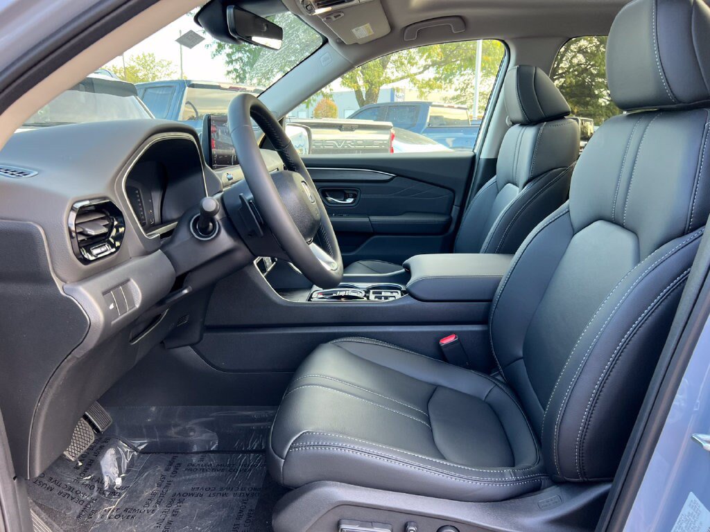 New 2026 Honda Pilot image 3
