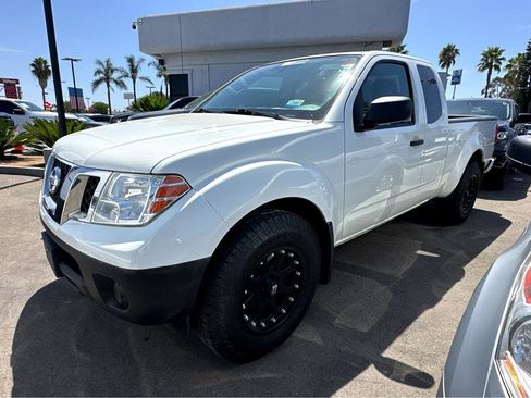 Used 2021 Nissan Frontier S RWD image 4